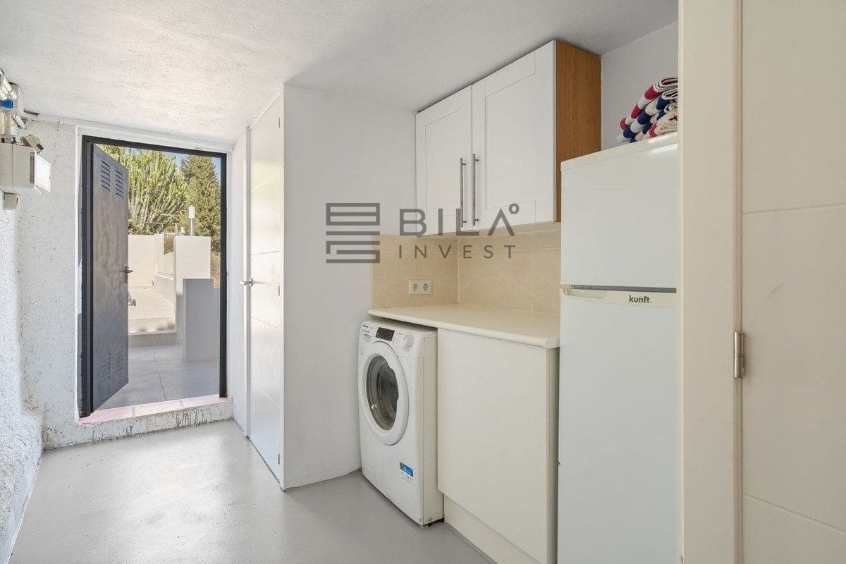 3 sovrum Villa till salu i Fuengirola med pool garage - 1 275 000 € (Ref: 9639870)