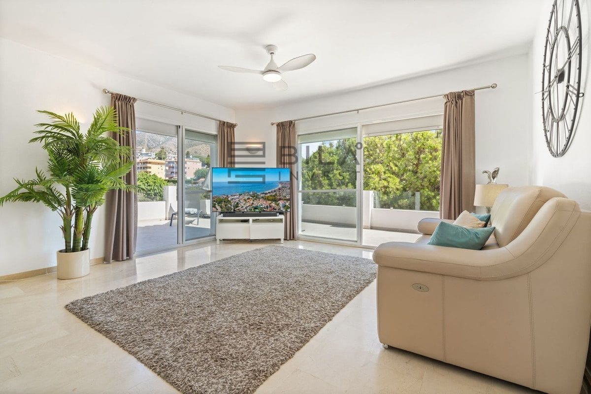 3 sovrum Villa till salu i Fuengirola med pool garage - 1 275 000 € (Ref: 9639870)