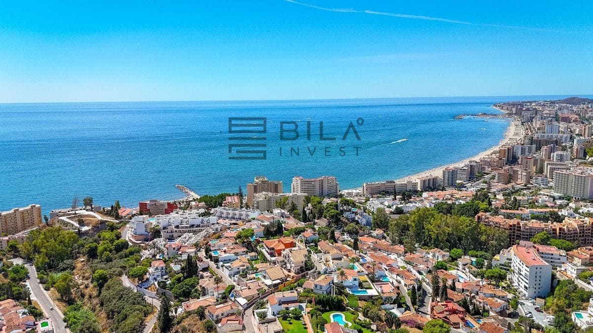 3 sovrum Villa till salu i Fuengirola med pool garage - 1 275 000 € (Ref: 9639870)