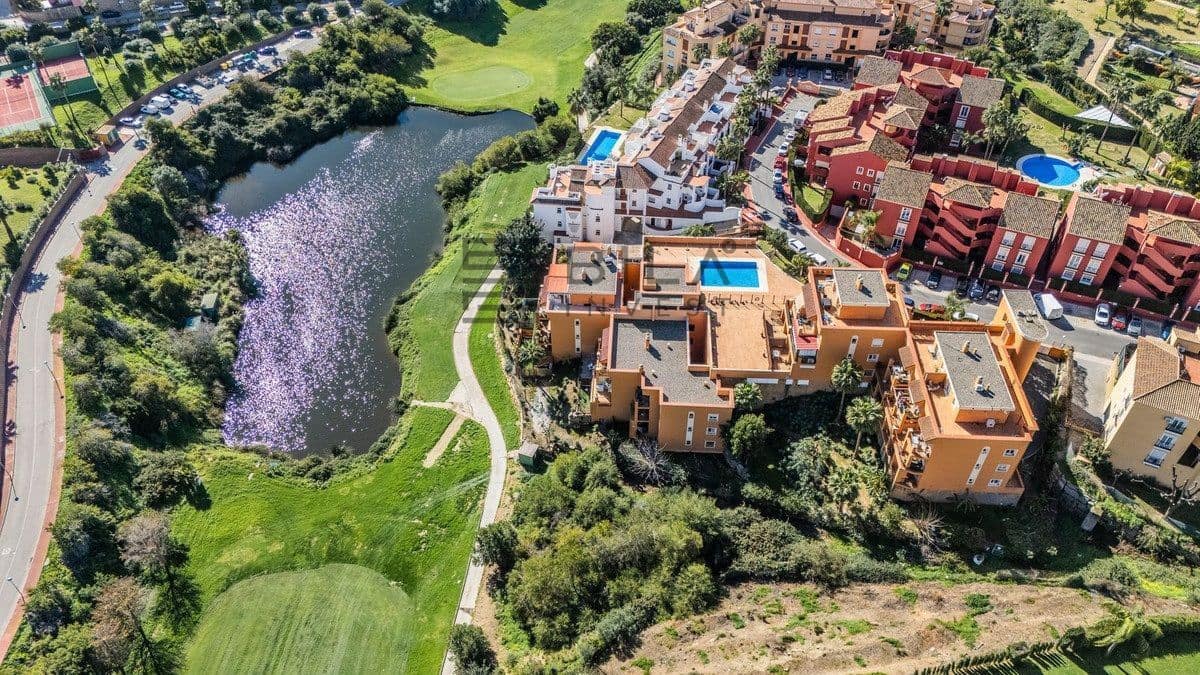 2 Zimmer Wohnung zu verkaufen in Riviera del Sol mit Pool Garage - 320.000 € (Ref: 9639871)