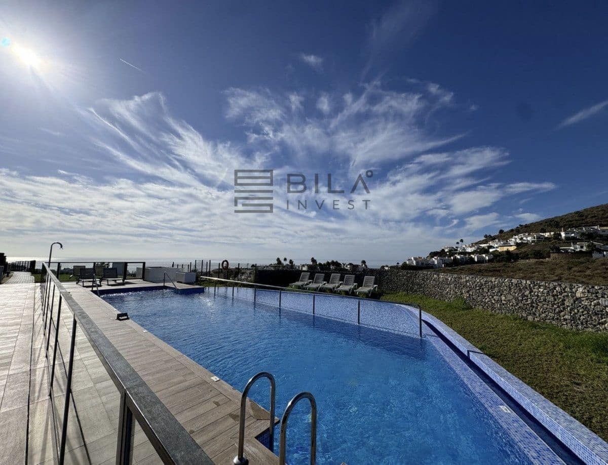 3 sovrum Hus till salu i Riviera del Sol med pool - 590 000 € (Ref: 9639873)