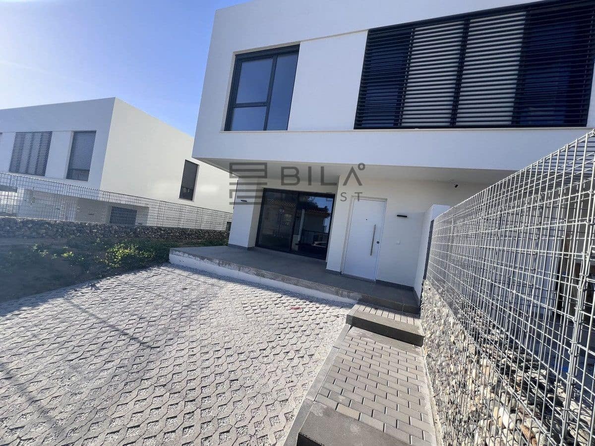 3 sovrum Hus till salu i Riviera del Sol med pool - 590 000 € (Ref: 9639873)