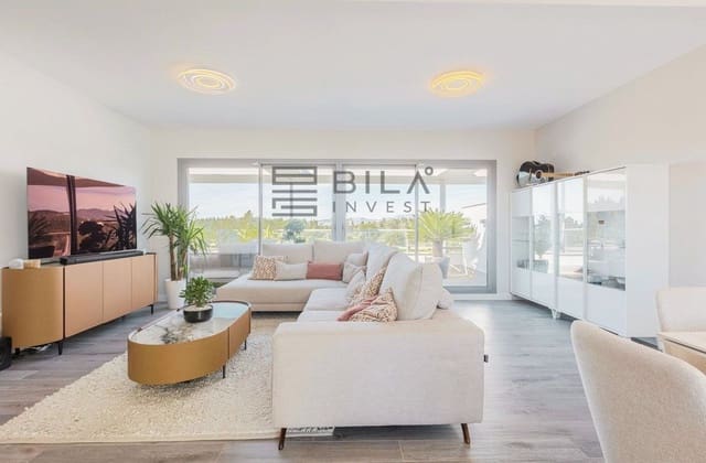 4 slaapkamer Penthouse te koop in El Chaparral, Mijas met zwembad - € 1.070.000 (Ref: 9639874)