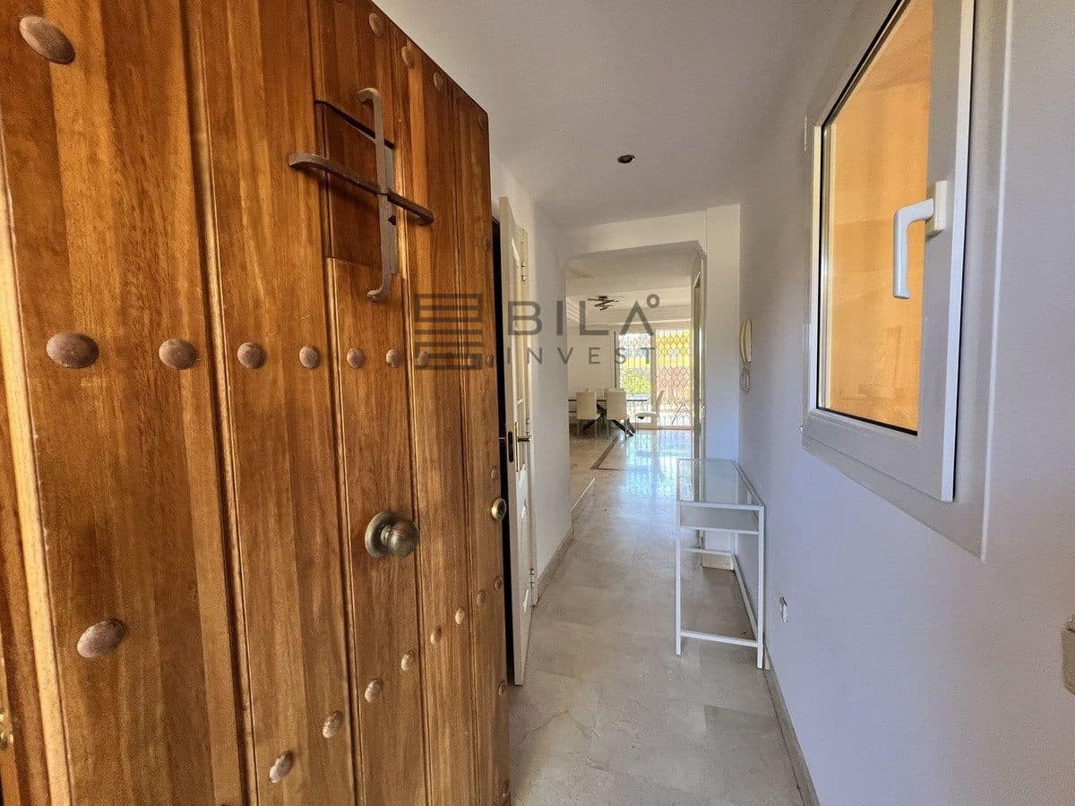 3 Zimmer Haus zu verkaufen in Riviera del Sol mit Pool - 460.000 € (Ref: 9639875)