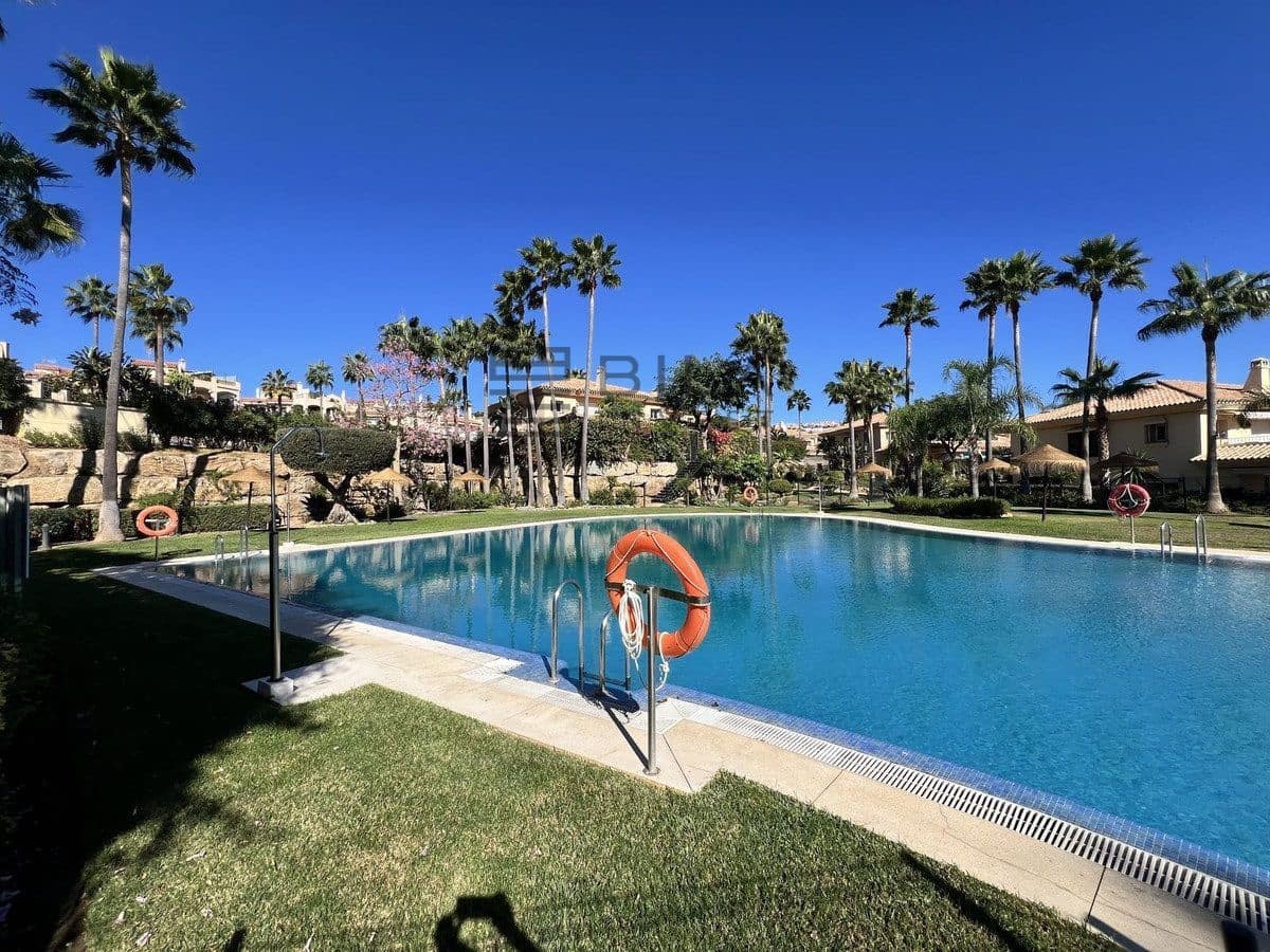 3 Zimmer Haus zu verkaufen in Riviera del Sol mit Pool - 460.000 € (Ref: 9639875)