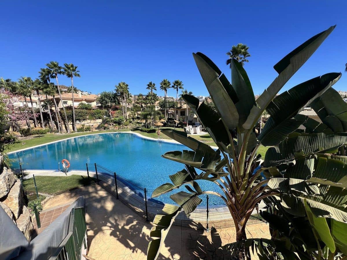 3 Zimmer Haus zu verkaufen in Riviera del Sol mit Pool - 460.000 € (Ref: 9639875)