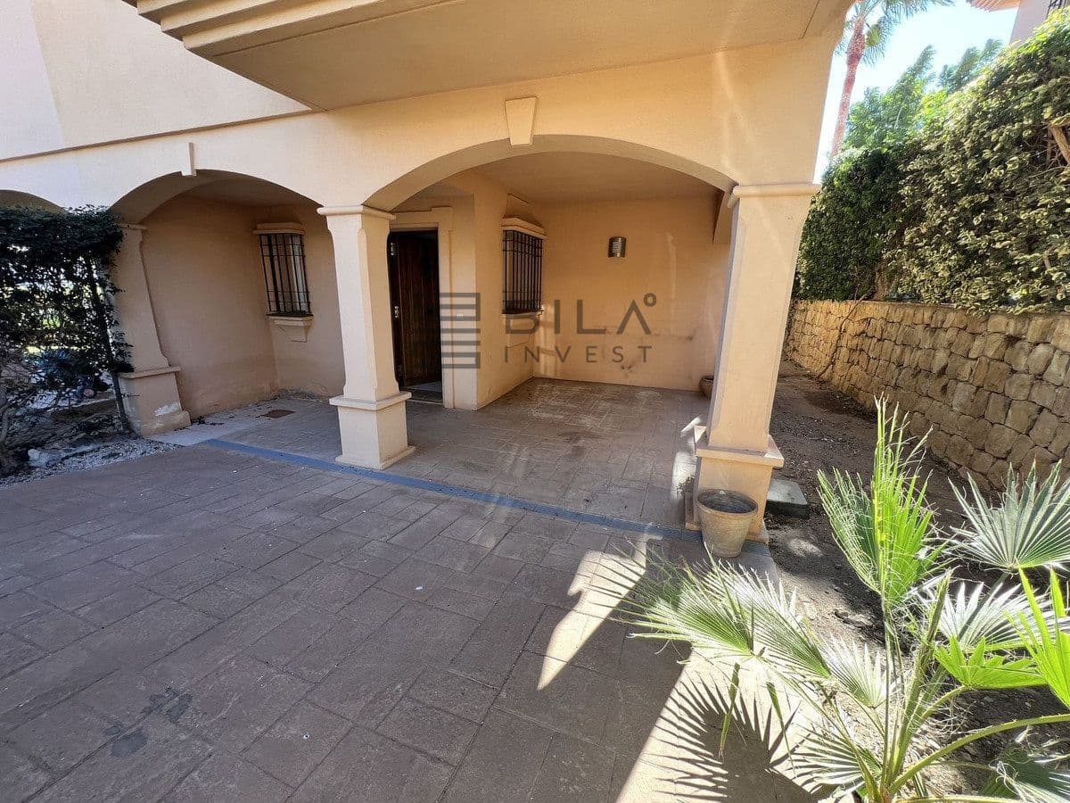 3 Zimmer Haus zu verkaufen in Riviera del Sol mit Pool - 460.000 € (Ref: 9639875)