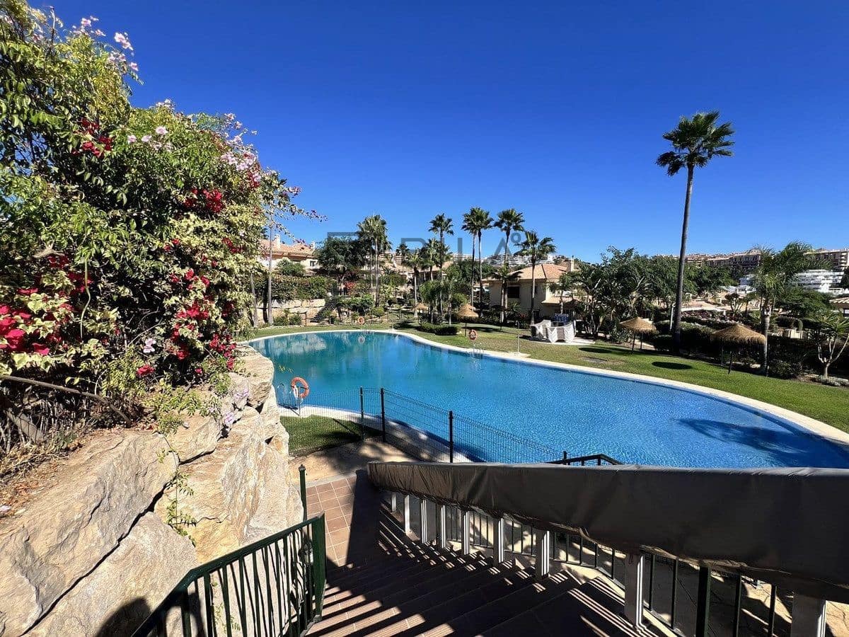 3 Zimmer Haus zu verkaufen in Riviera del Sol mit Pool - 460.000 € (Ref: 9639875)