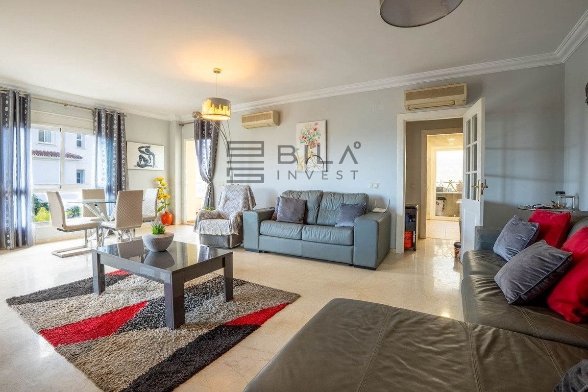 2 slaapkamer Penthouse te koop in La Cala Hills met zwembad - € 325.000 (Ref: 9639876)