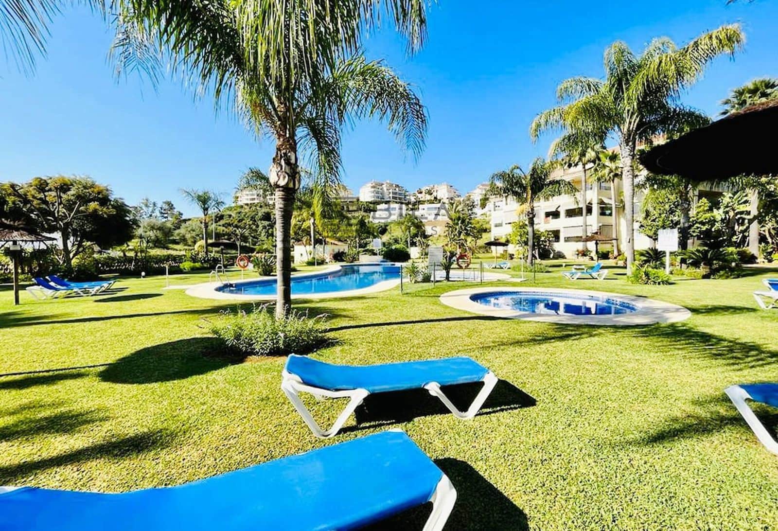 2 slaapkamer Penthouse te koop in La Cala Hills met zwembad - € 325.000 (Ref: 9639876)