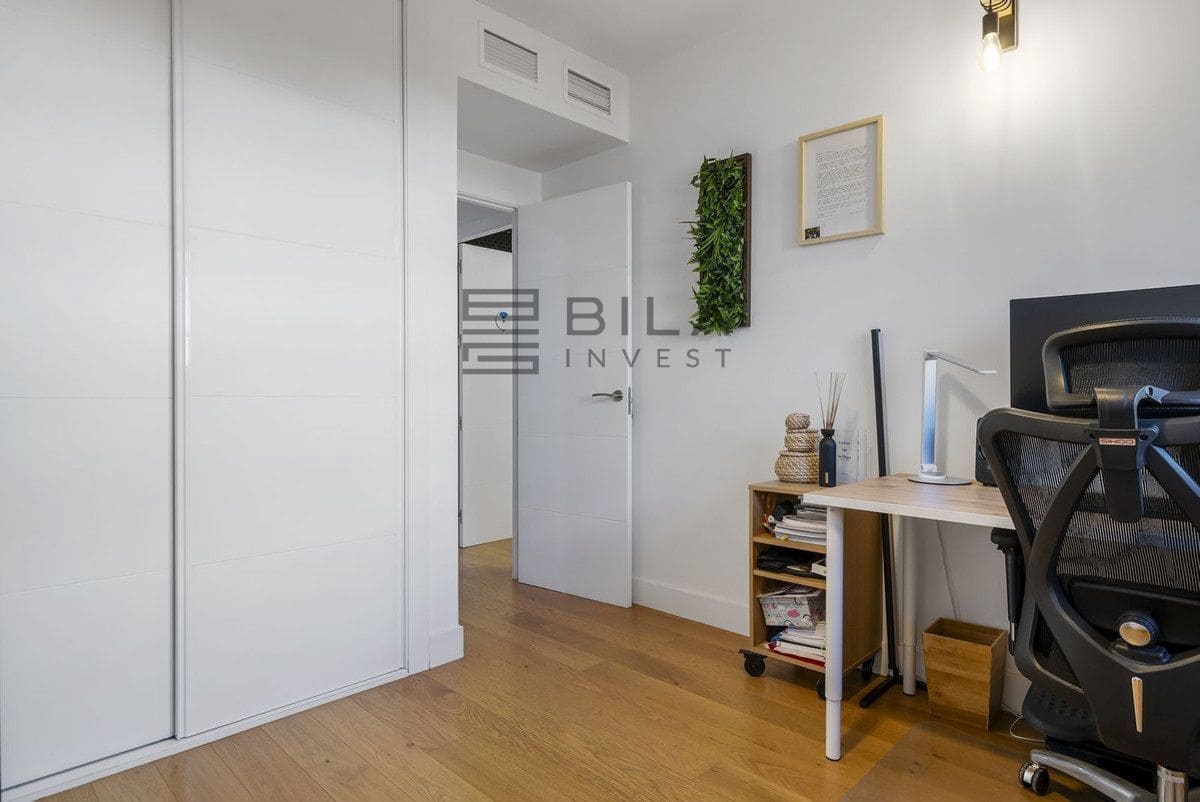 3 bedroom Flat for sale in El Chaparral with pool garage - € 649,000 (Ref: 9639877)