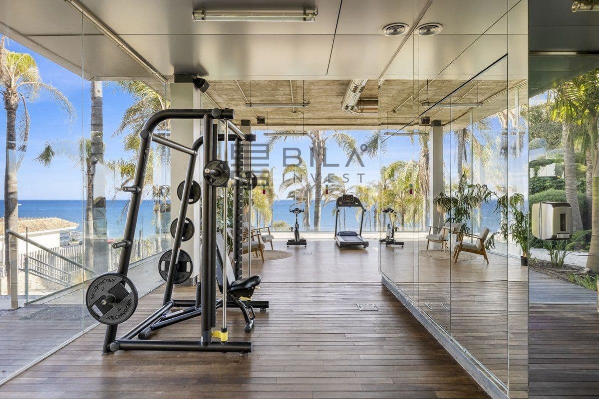 3 bedroom Flat for sale in El Chaparral with pool garage - € 649,000 (Ref: 9639877)