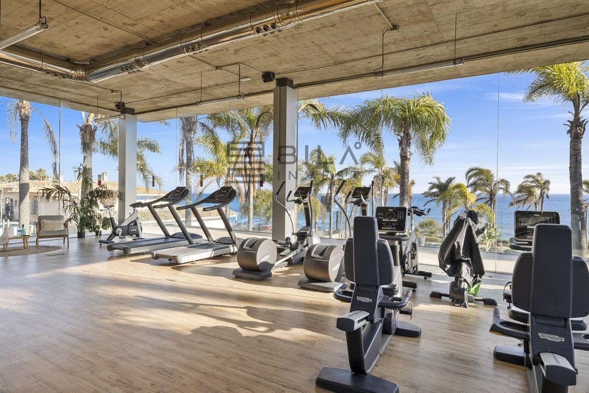 3 bedroom Flat for sale in El Chaparral with pool garage - € 649,000 (Ref: 9639877)