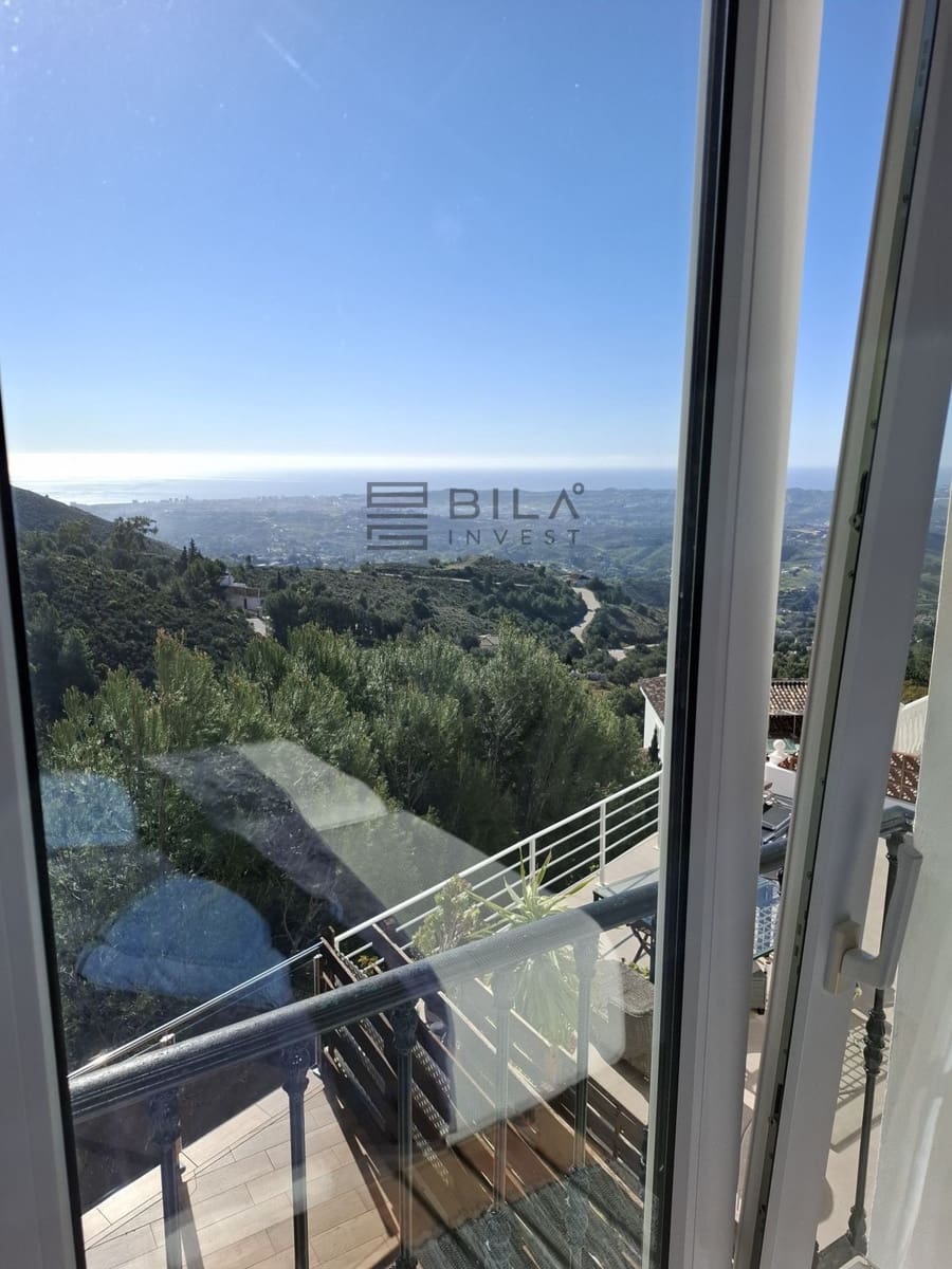 3 bedroom Townhouse for sale in Mijas with pool garage - € 369,000 (Ref: 9639878)