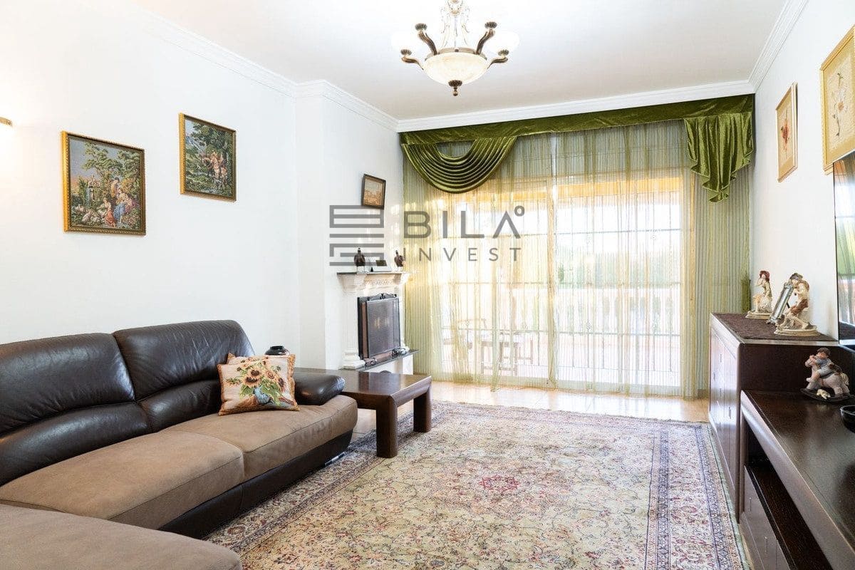 Casa de 3 habitaciones en Riviera del Sol en venta con piscina - 490.000 € (Ref: 9654061)