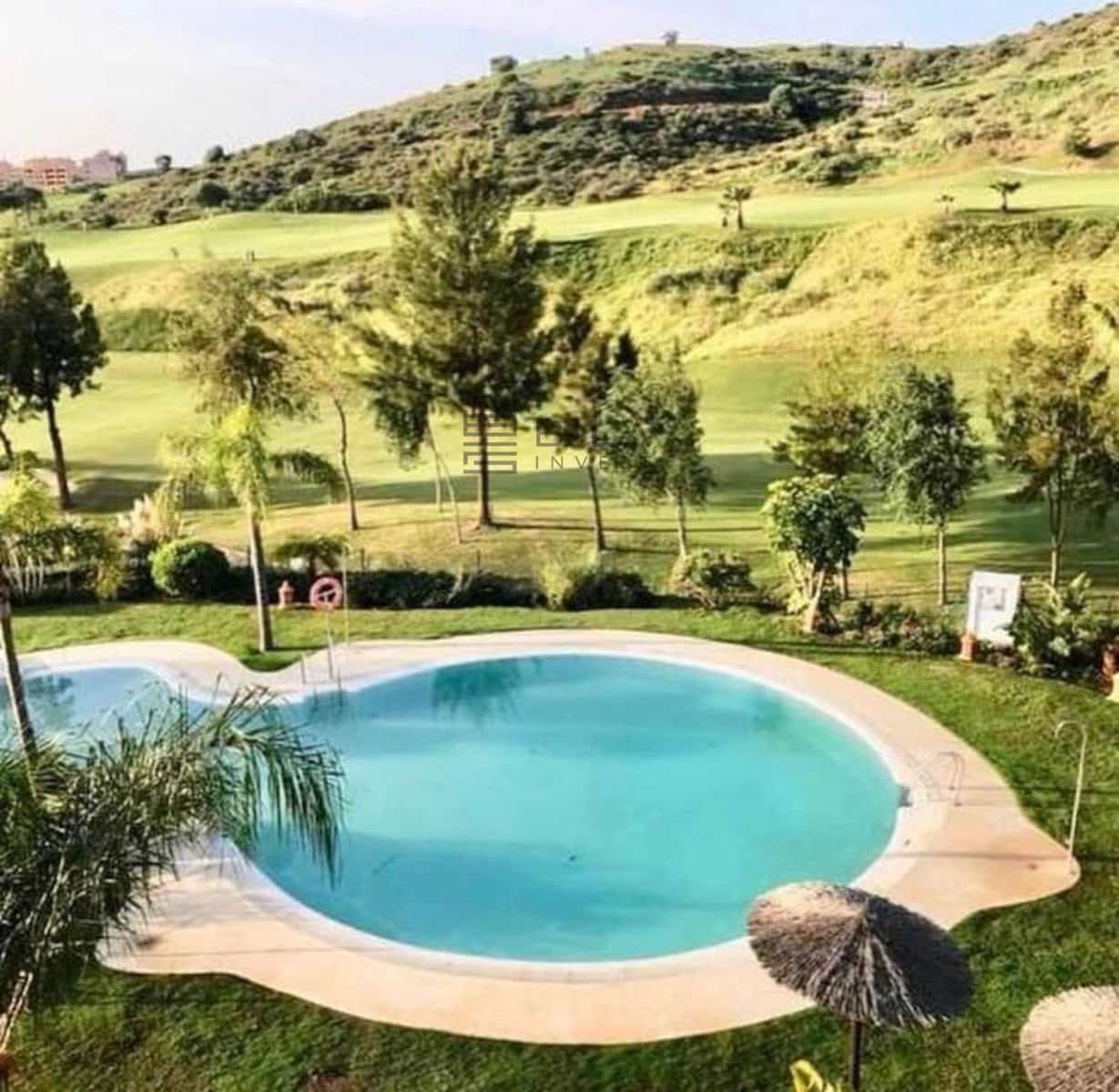 2 soverom Leilighet til salgs i La Cala de Mijas med svømmebasseng garasje - € 275 000 (Ref: 9654414)