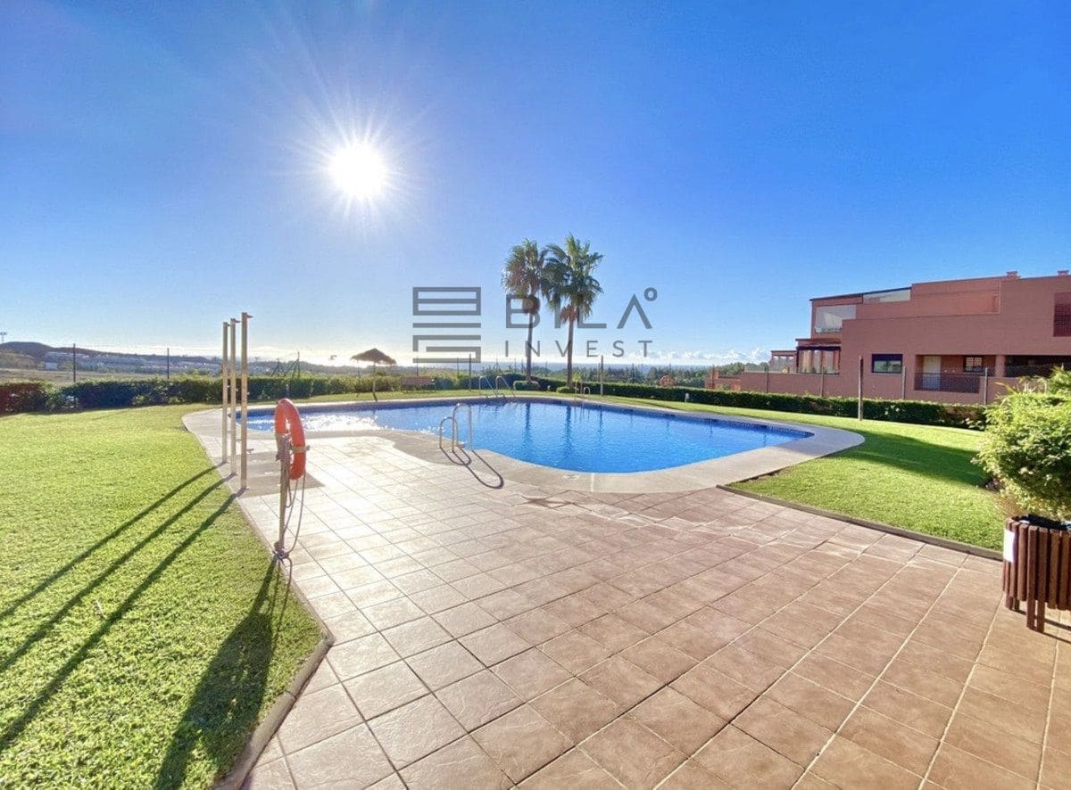 2 bedroom Flat for sale in Cerro del Aguila with pool garage - € 315,000 (Ref: 9654415)