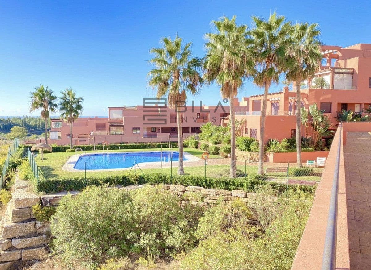 2 bedroom Flat for sale in Cerro del Aguila with pool garage - € 315,000 (Ref: 9654415)
