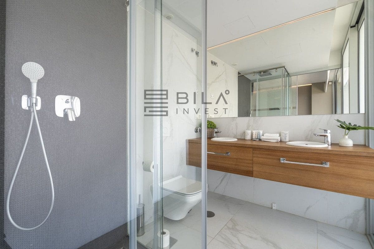 2 quarto Penthouse para venda em Carvajal com piscina - 1 299 000 € (Ref: 9654416)