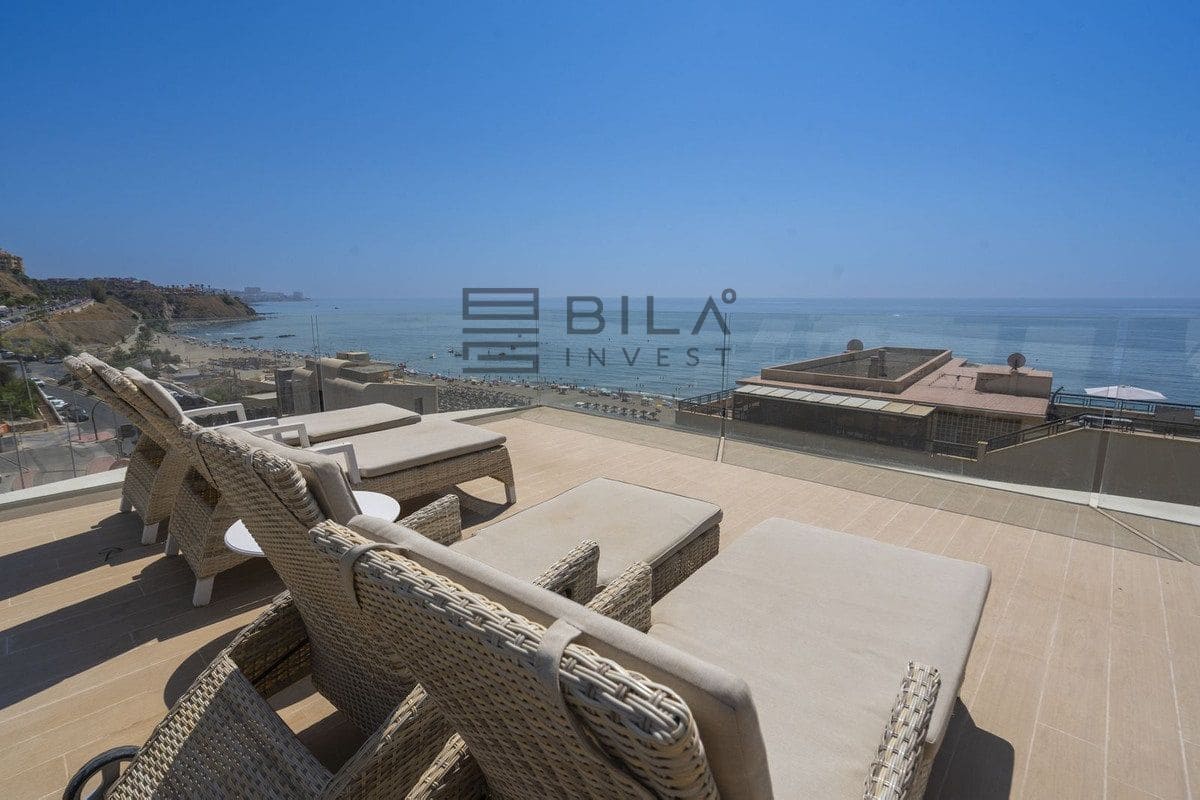 2 quarto Penthouse para venda em Carvajal com piscina - 1 299 000 € (Ref: 9654416)