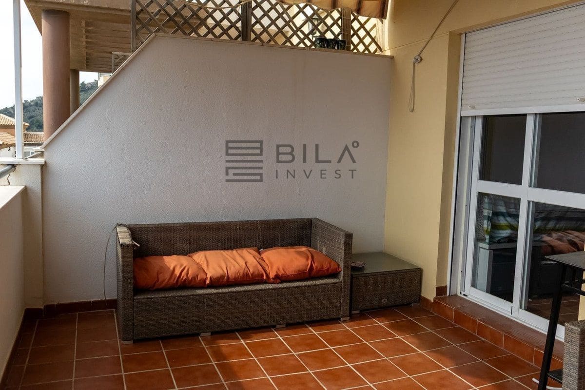 Piso de 3 habitaciones en Benalmadena Costa en venta con piscina garaje - 450.000 € (Ref: 9654417)