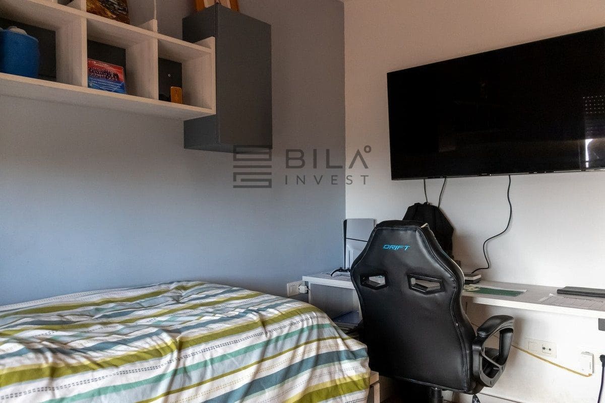 Piso de 3 habitaciones en Benalmadena Costa en venta con piscina garaje - 450.000 € (Ref: 9654417)