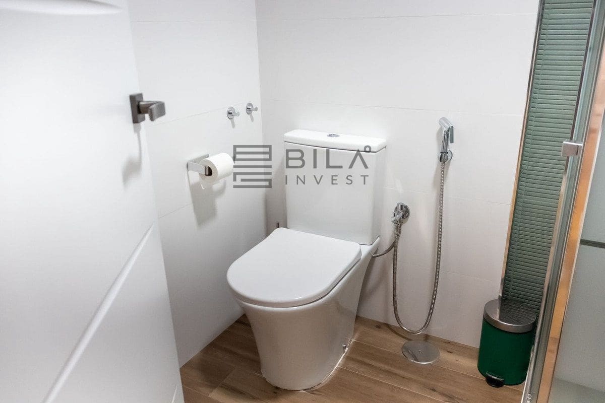 Piso de 3 habitaciones en Benalmadena Costa en venta con piscina garaje - 450.000 € (Ref: 9654417)