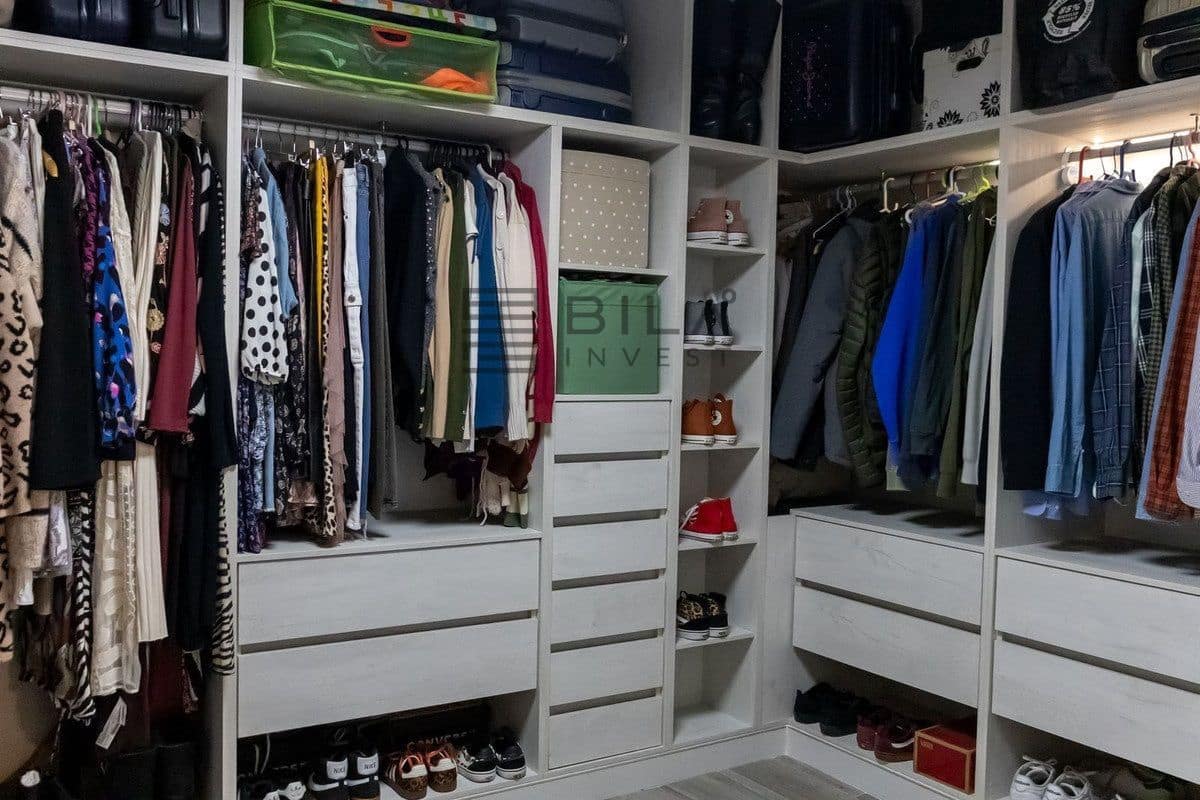 Piso de 3 habitaciones en Benalmadena Costa en venta con piscina garaje - 450.000 € (Ref: 9654417)