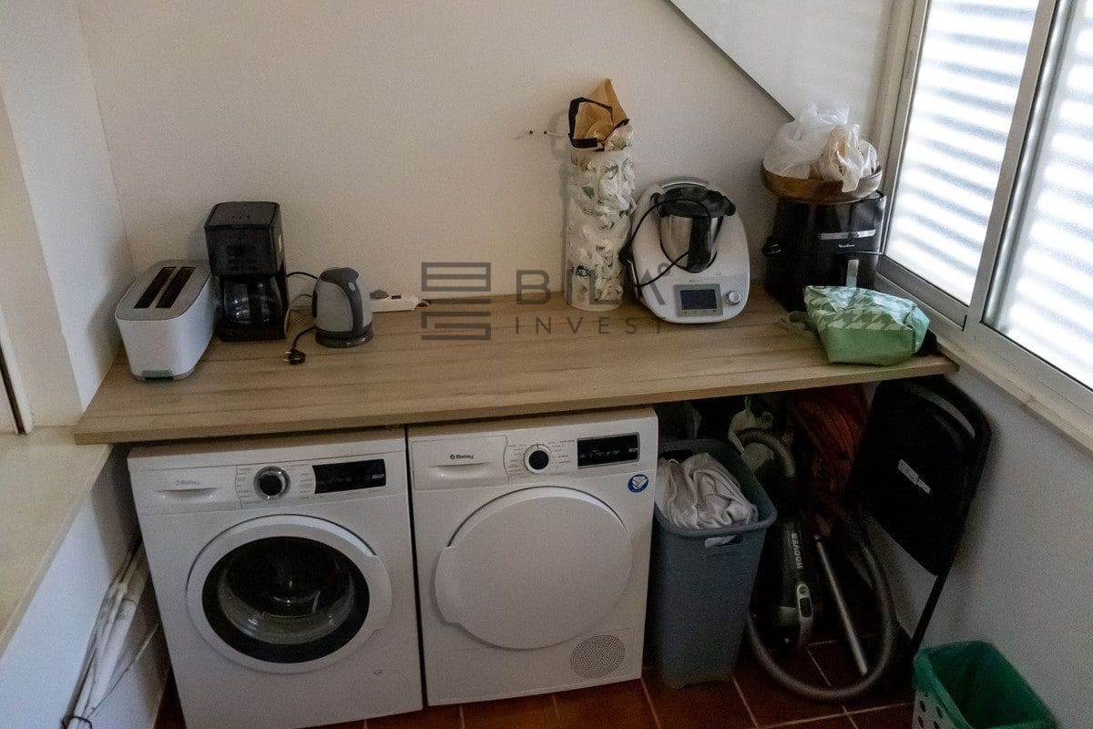 Piso de 3 habitaciones en Benalmadena Costa en venta con piscina garaje - 450.000 € (Ref: 9654417)