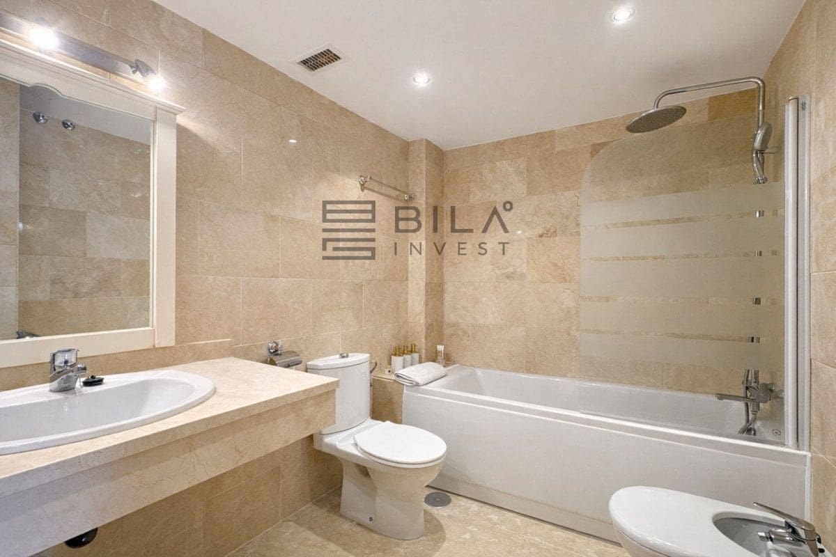 Piso de 4 habitaciones en El Chaparral en venta con piscina garaje - 419.000 € (Ref: 9654418)