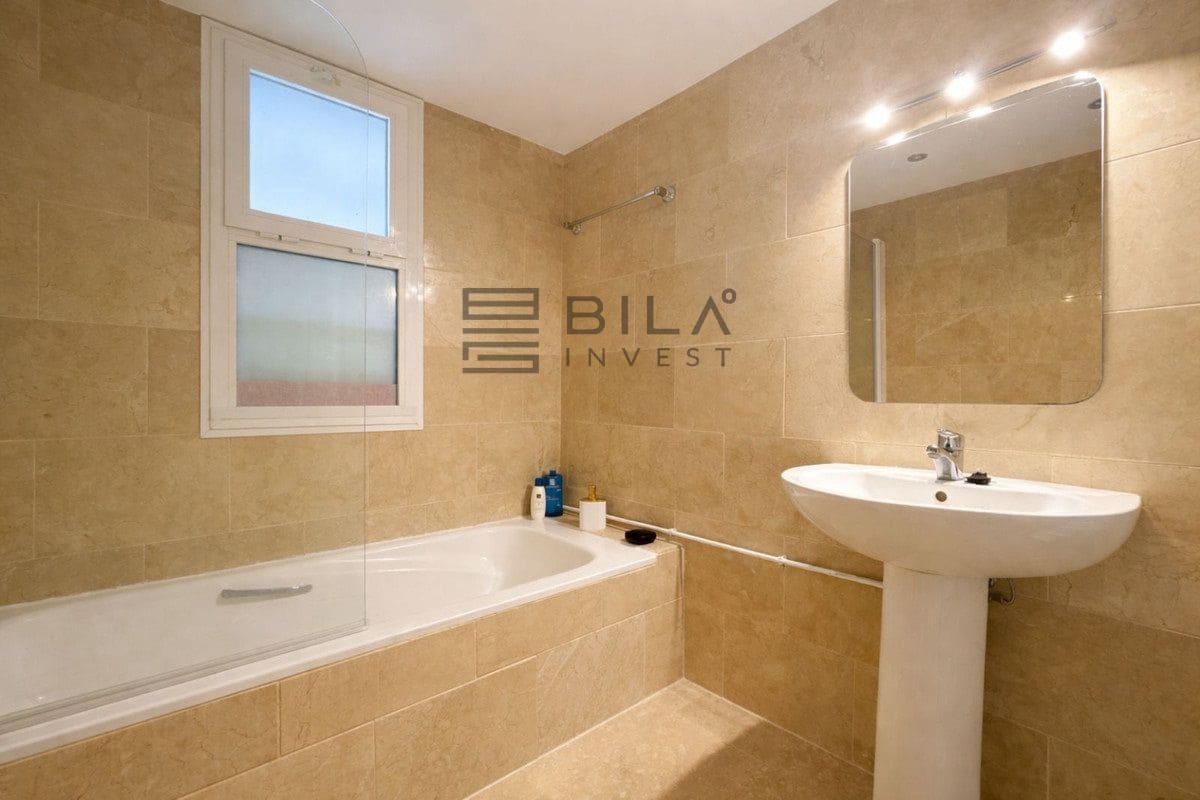 Piso de 4 habitaciones en El Chaparral en venta con piscina garaje - 419.000 € (Ref: 9654418)