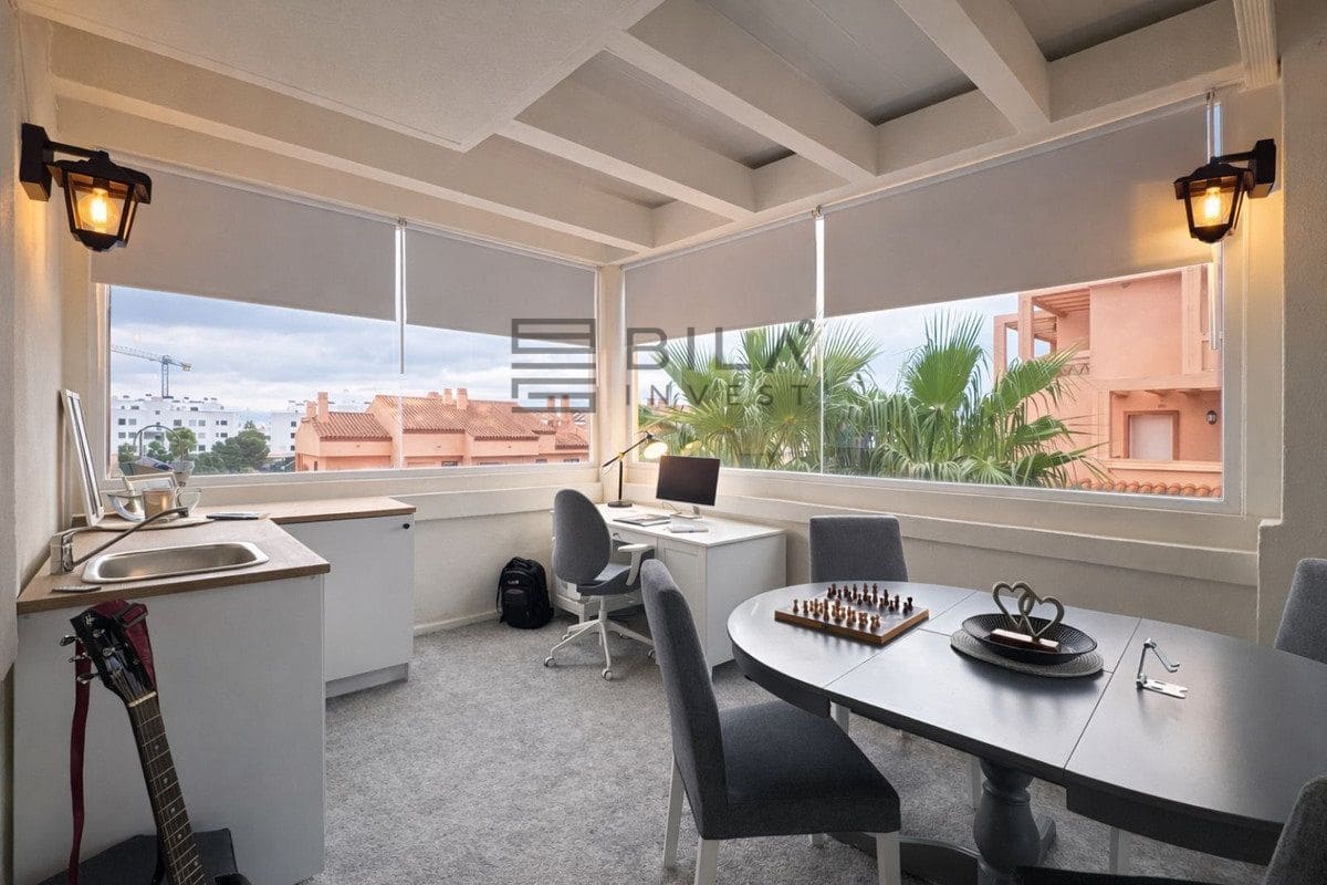 Piso de 4 habitaciones en El Chaparral en venta con piscina garaje - 419.000 € (Ref: 9654418)