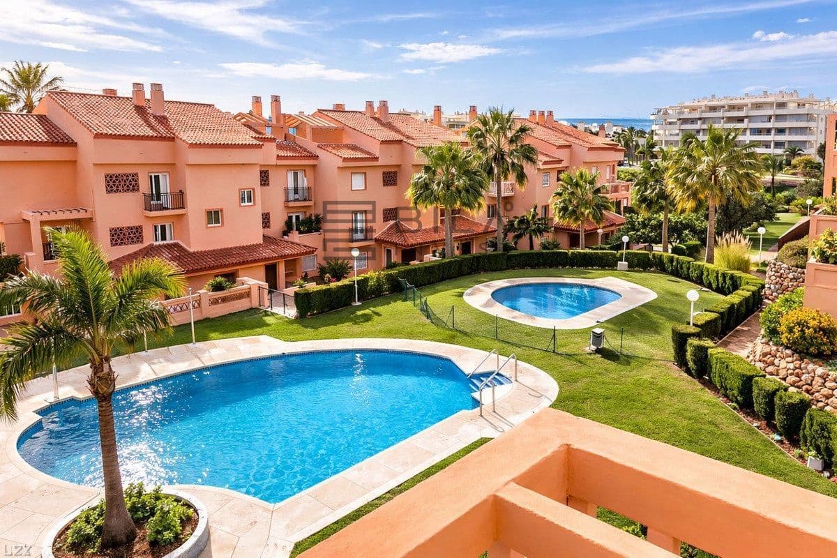Piso de 4 habitaciones en El Chaparral en venta con piscina garaje - 419.000 € (Ref: 9654418)