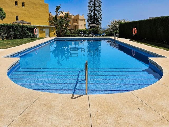 Ático de 2 habitaciones en Calahonda, Mijas en venta con piscina - 280.000 € (Ref: 9654420)