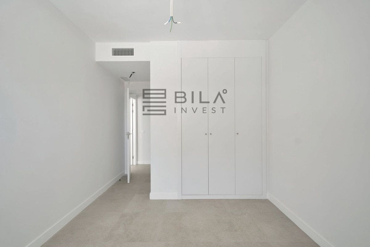 2 slaapkamer Flat te koop in Benalmadena met zwembad garage - € 399.950 (Ref: 9665712)