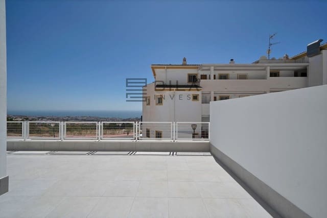 2 slaapkamer Flat te koop in Benalmádena pueblo, Benalmádena met zwembad garage - € 399.950 (Ref: 9665712)