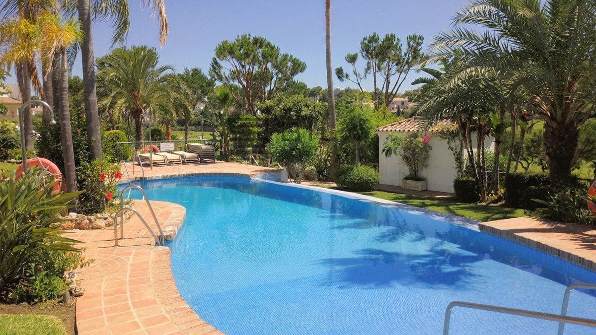 2 Zimmer Penthouse zu verkaufen in Miraflores mit Pool - 469.000 € (Ref: 9669859)