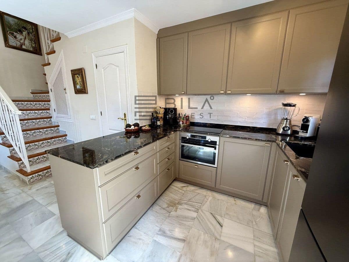 2 slaapkamer Villa te koop in Mijas Golf met zwembad garage - € 415.000 (Ref: 9669860)