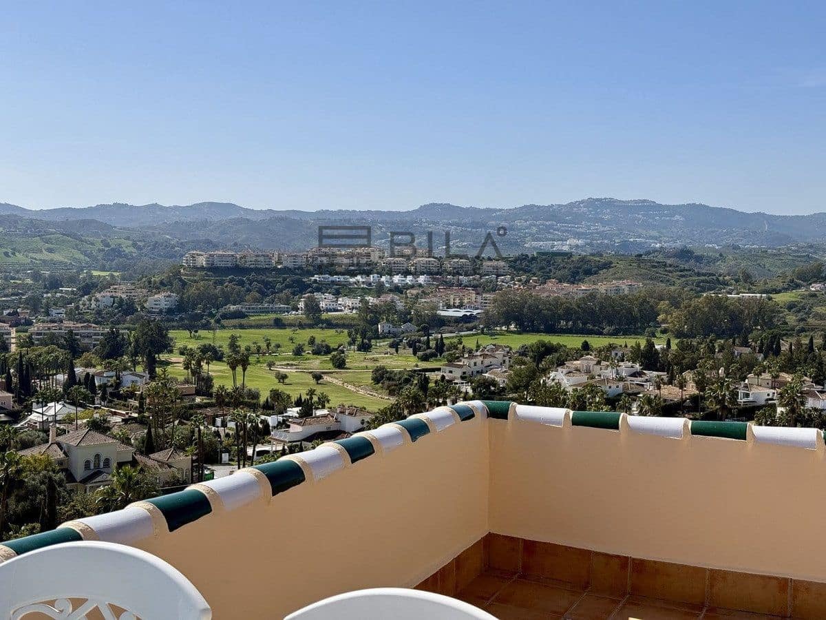2 slaapkamer Villa te koop in Mijas Golf met zwembad garage - € 415.000 (Ref: 9669860)