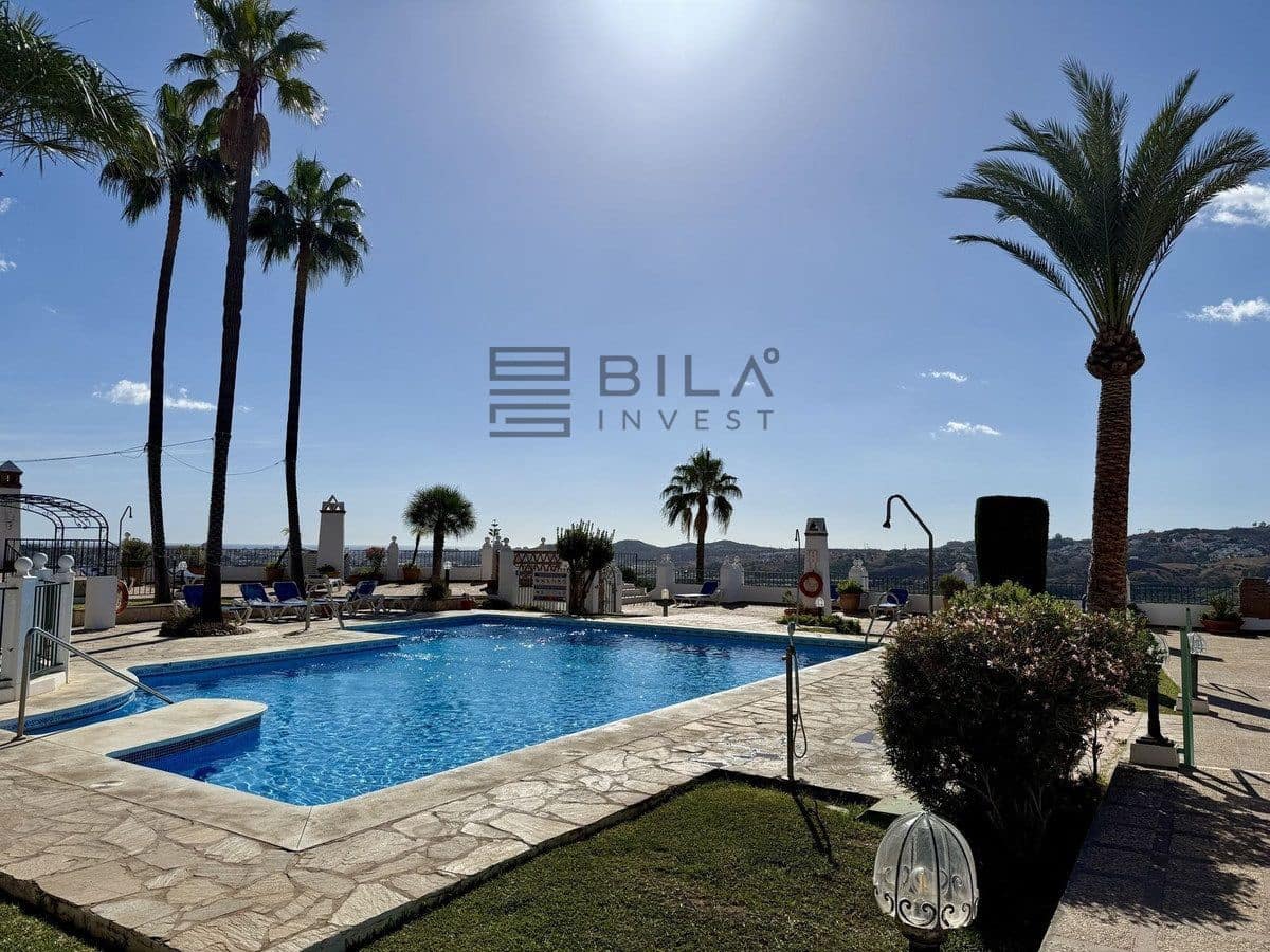 2 slaapkamer Villa te koop in Mijas Golf met zwembad garage - € 415.000 (Ref: 9669860)