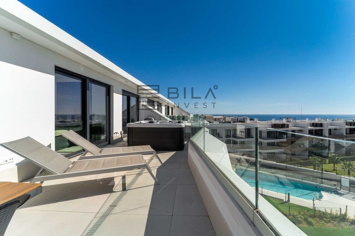 3 sovrum Takvåning till salu i Fuengirola med pool - 1 299 000 € (Ref: 9669864)