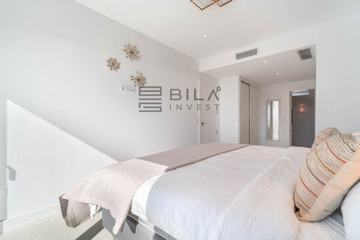 3 sovrum Takvåning till salu i Fuengirola med pool - 1 299 000 € (Ref: 9669864)