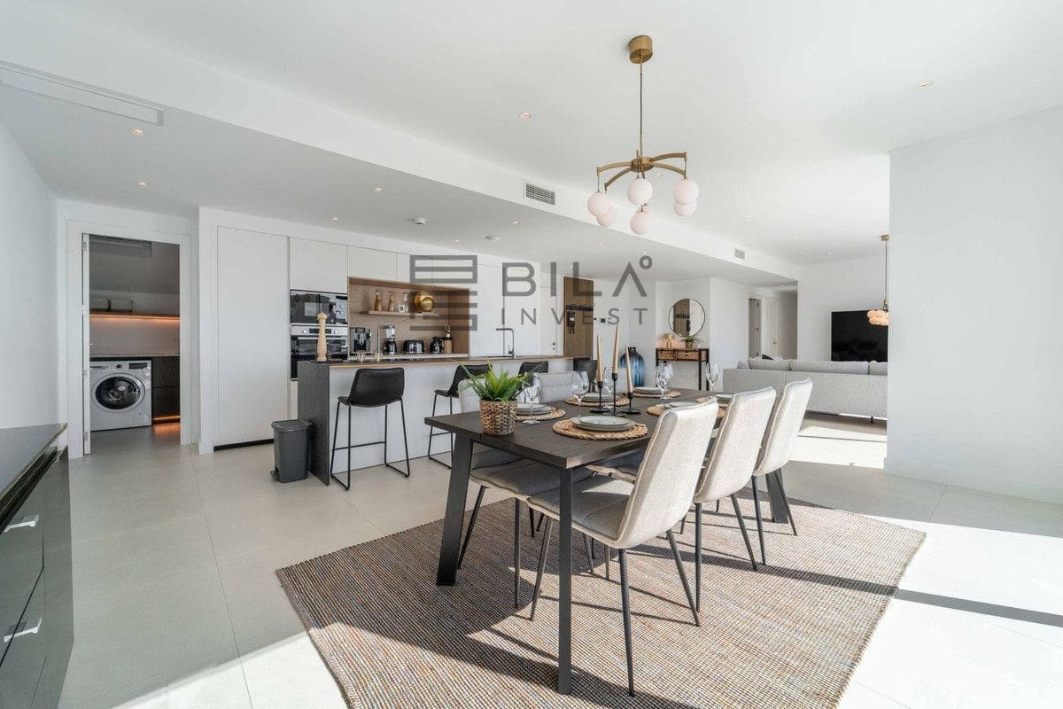 3 sovrum Takvåning till salu i Fuengirola med pool - 1 299 000 € (Ref: 9669864)