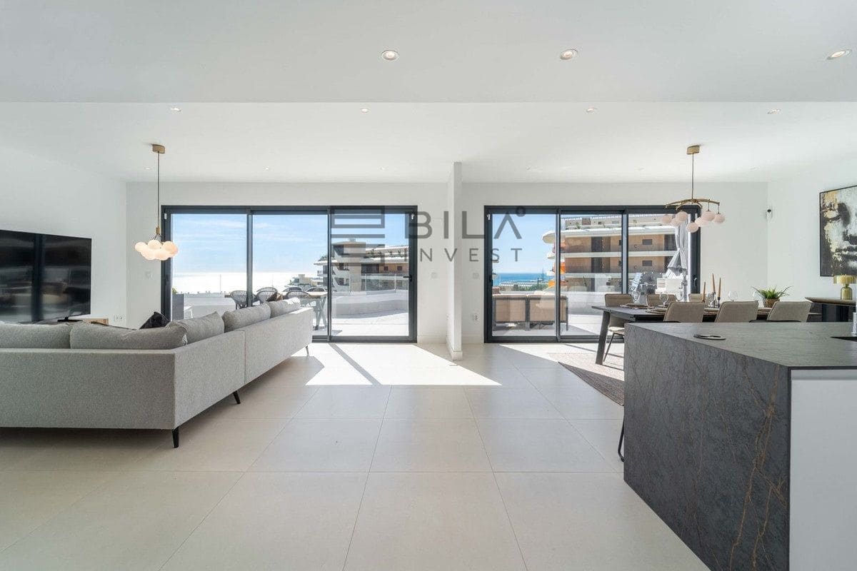 3 sovrum Takvåning till salu i Fuengirola med pool - 1 299 000 € (Ref: 9669864)