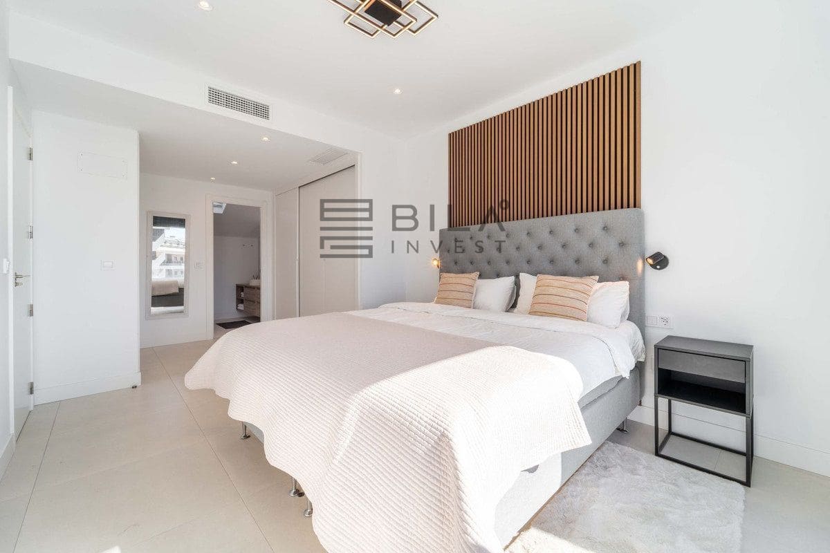 3 sovrum Takvåning till salu i Fuengirola med pool - 1 299 000 € (Ref: 9669864)