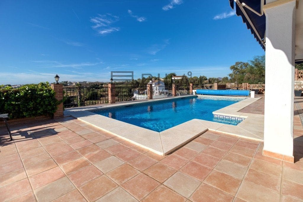 4 chambre Villa/Maison à vendre à Mijas avec piscine garage - 1 395 000 € (Ref: 9669867)