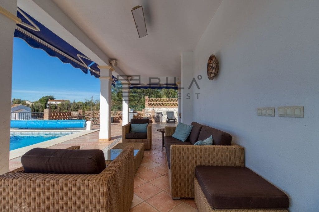 4 chambre Villa/Maison à vendre à Mijas avec piscine garage - 1 395 000 € (Ref: 9669867)