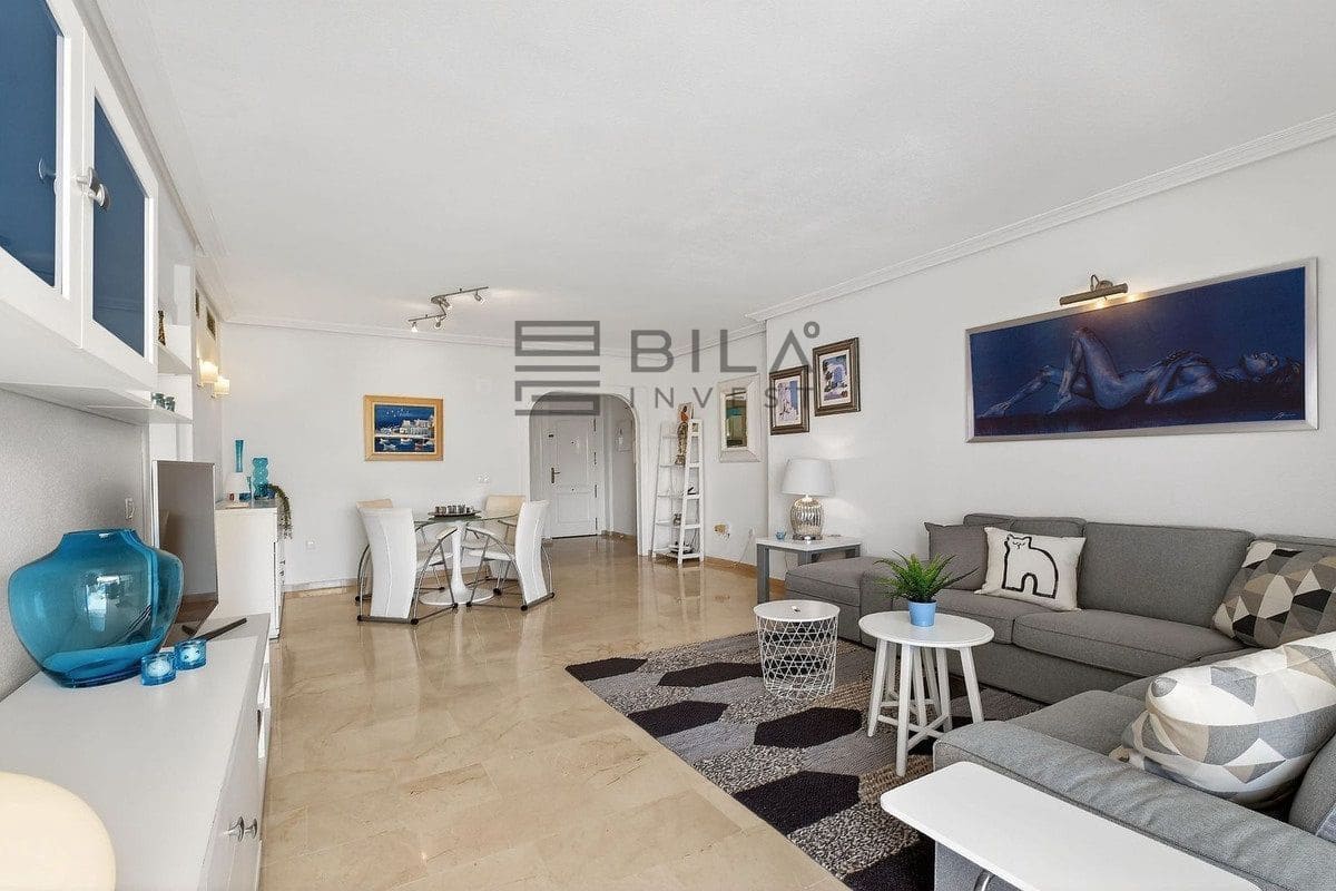 3 slaapkamer Flat te koop in Torrequebrada met zwembad garage - € 689.000 (Ref: 9672406)