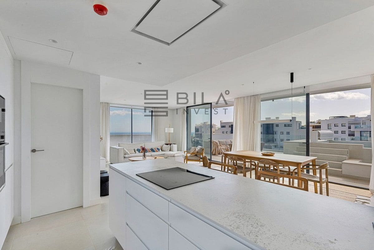 3 quarto Penthouse para venda em Fuengirola com piscina - 1 350 000 € (Ref: 9672407)