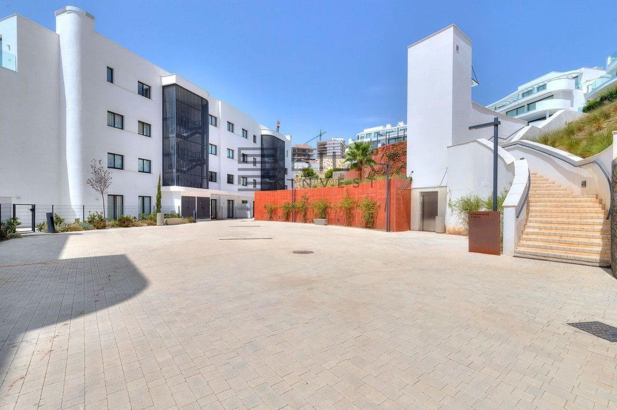 3 quarto Penthouse para venda em Fuengirola com piscina - 1 350 000 € (Ref: 9672407)